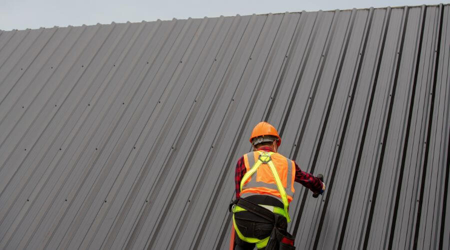 Professional residential roofers in Hartville, OH